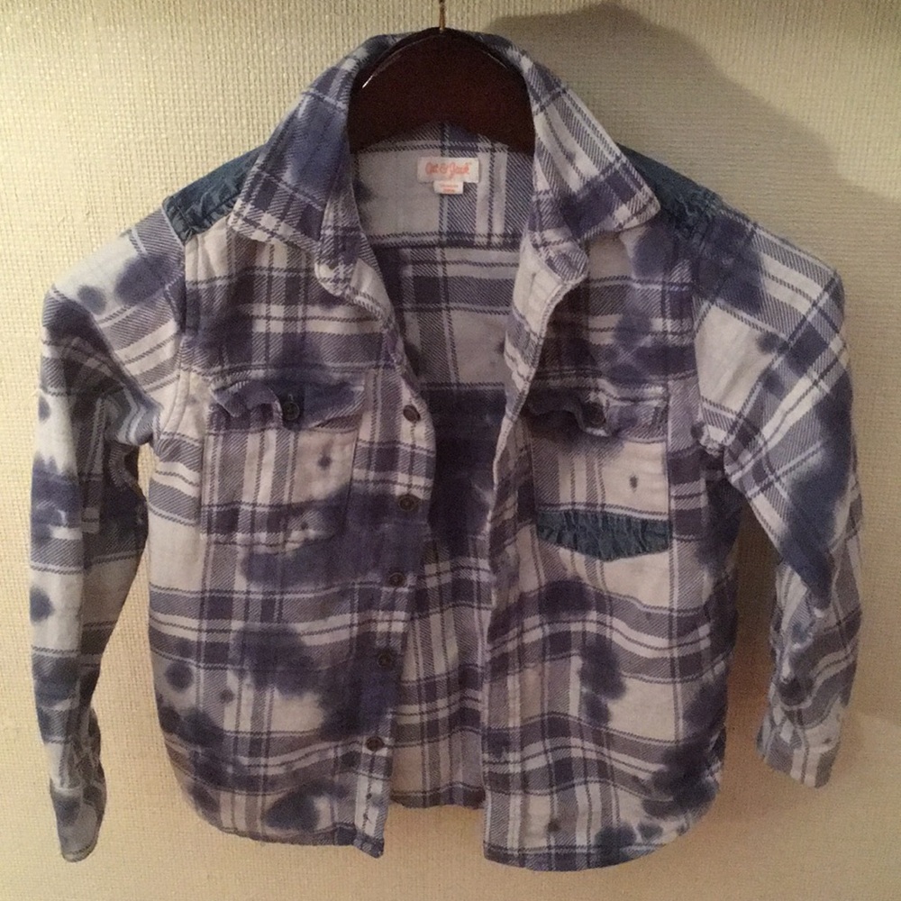 Boys sz 6/7 button down